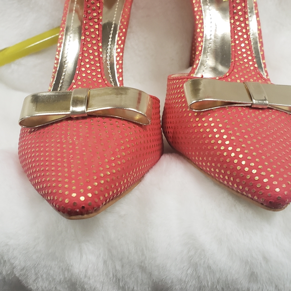 Heels - Picture 5 of 8